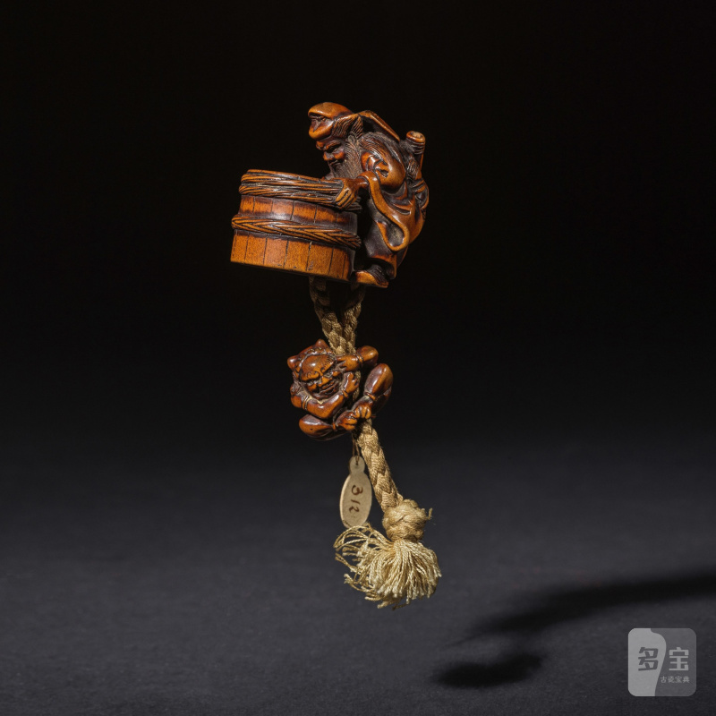 木彫根付　鍾馗と鬼 銘「龜玉」　19世紀 | NETSUKE EN BOIS REPRÉSENTANT SHOKI - 图5